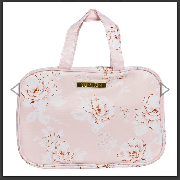 Yumi Kim Handbags - NWT Yumi Kim Hanging Train case